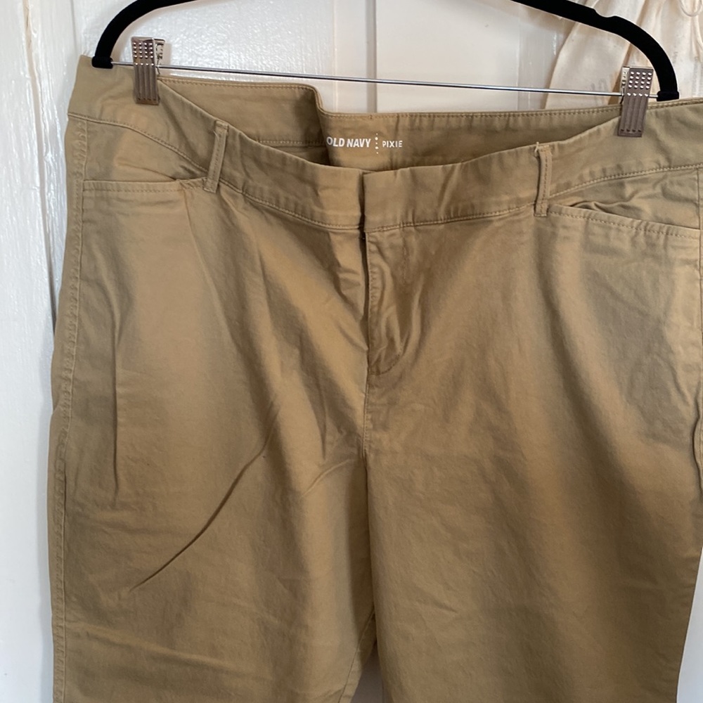 Old Navy Pixie Pants Size 18 Regular - image 4